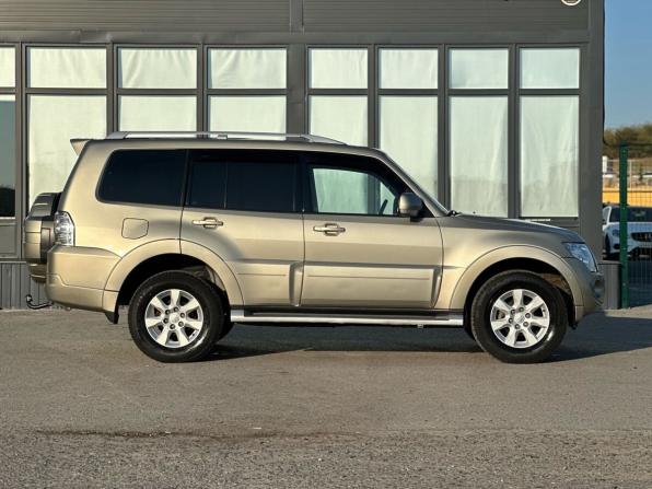 Mitsubishi Pajero IV Рестайлинг 1 с пробегом 2012 года, цена 1 800 000 рублей, 232887 км, внедорожник, Автокод Объявления