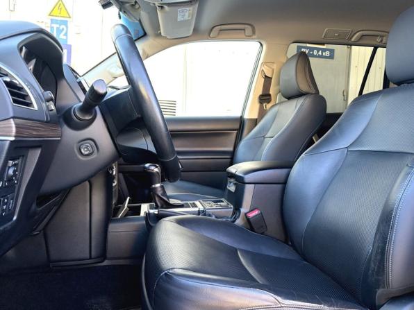 Toyota Land Cruiser Prado 150 Series Рестайлинг 2 с пробегом 2018 года, цена 4 850 000 рублей, 111001 км, внедорожник, Автокод Объявления