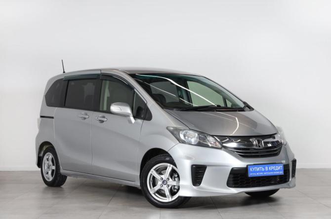Honda Freed I Рестайлинг 2 с пробегом 2015 года, цена 1 099 000 рублей, 148000 км, компактвэн, Автокод Объявления