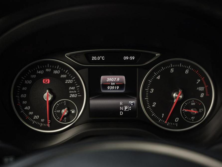 Mercedes-Benz GLA I (X156) Рестайлинг Санкт-Петербург  - изображение 16