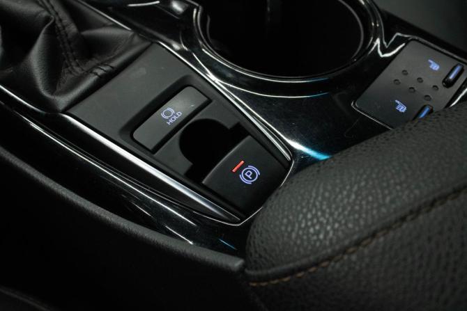 Toyota Camry VIII (XV70) с пробегом 2019 года, цена 2 699 000 рублей, 93209 км, седан, Автокод Объявления