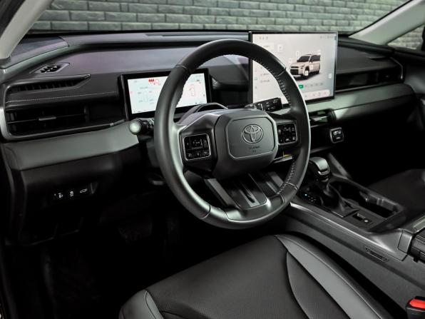 Toyota RAV4 VI (XA60) с пробегом 2026 года, цена 4 170 000 рублей, 20 км, внедорожник, Автокод Объявления