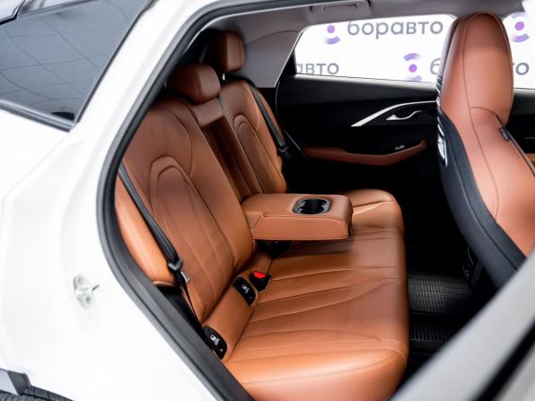 Omoda C5 I с пробегом 2023 года, цена 1 800 000 рублей, 29271 км, внедорожник, Автокод Объявления