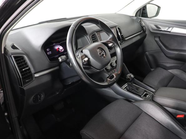 Skoda Karoq I с пробегом 2020 года, цена 2 399 000 рублей, 116338 км, внедорожник, Автокод Объявления