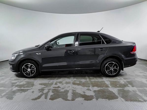 Volkswagen Polo V Рестайлинг с пробегом 2017 года, цена 1 100 000 рублей, 109000 км, седан, Автокод Объявления