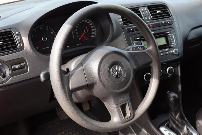 Volkswagen Polo V с пробегом 2012 года, цена 899 000 рублей, 118000 км, седан, Автокод Объявления