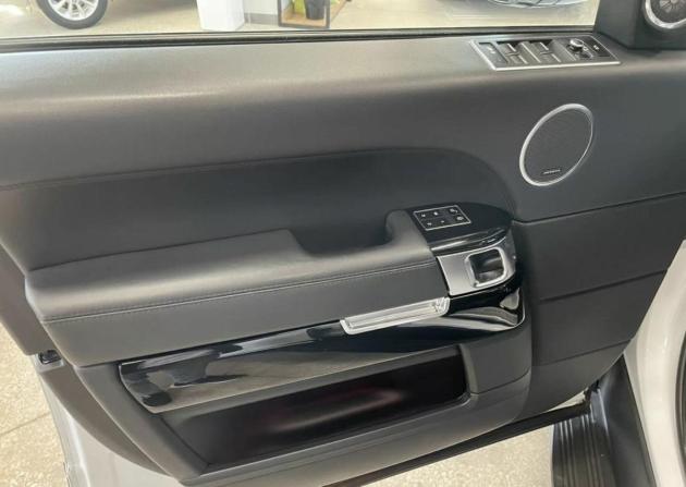 Land Rover Range Rover IV с пробегом 2014 года, цена 3 999 990 рублей, 120000 км, внедорожник, Автокод Объявления