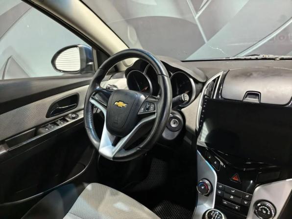 Chevrolet Cruze I Рестайлинг с пробегом 2012 года, цена 730 000 рублей, 129508 км, хэтчбек, Автокод Объявления