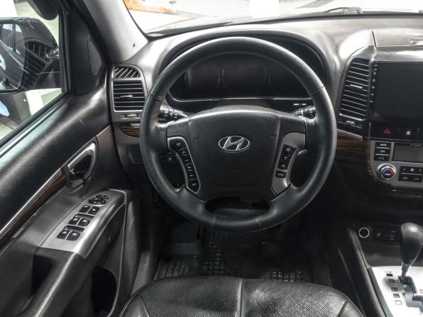 Hyundai Santa Fe II Рестайлинг с пробегом 2012 года, цена 1 749 900 рублей, 219000 км, внедорожник, Автокод Объявления