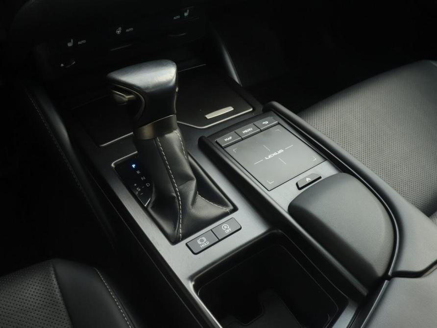 Lexus ES VII Казань  - изображение 12