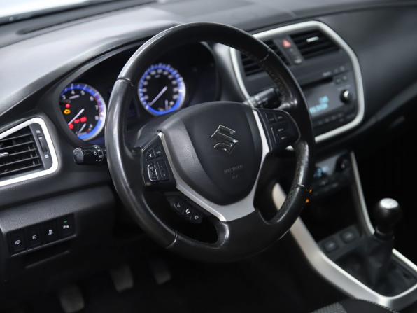 Suzuki SX4 II (S-Cross) с пробегом 2014 года, цена 1 250 000 рублей, 179926 км, хэтчбек, Автокод Объявления
