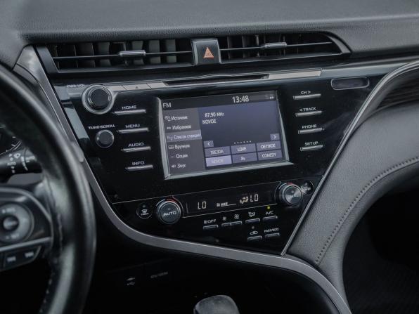 Toyota Camry VIII (XV70) с пробегом 2020 года, цена 2 810 000 рублей, 155714 км, седан, Автокод Объявления