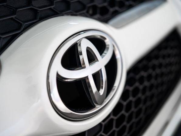Toyota RAV4 III (XA30) Рестайлинг с пробегом 2010 года, цена 1 349 500 рублей, 213869 км, внедорожник, Автокод Объявления