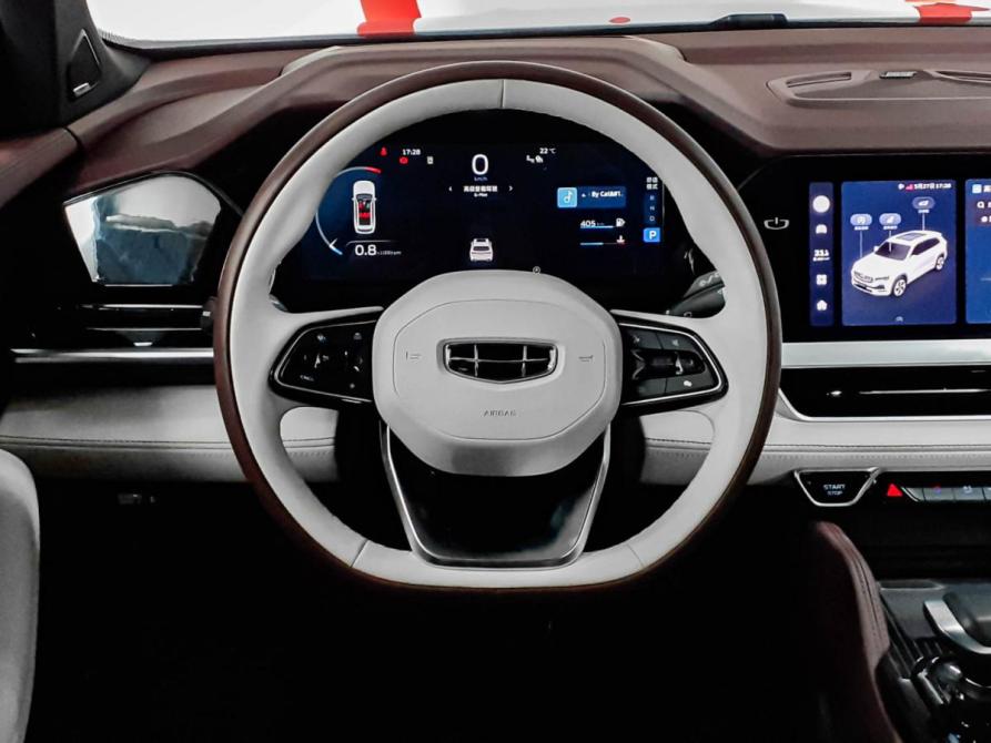 Geely Monjaro I Москва  - изображение 11