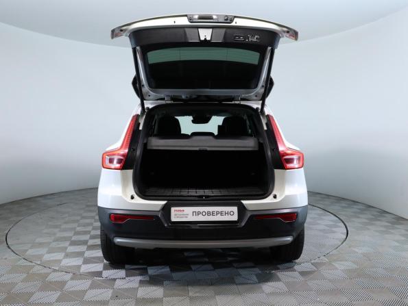 Volvo XC40 I с пробегом 2019 года, цена 2 350 000 рублей, 127418 км, внедорожник, Автокод Объявления