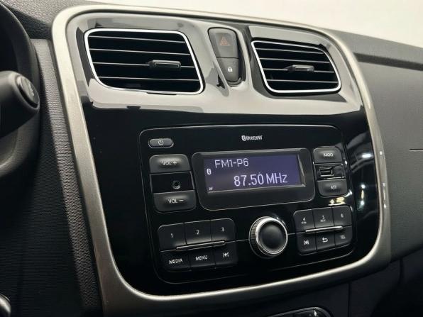 Renault Sandero II Рестайлинг с пробегом 2018 года, цена 969 000 рублей, 117285 км, хэтчбек, Автокод Объявления
