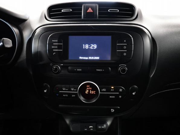 Kia Soul II Рестайлинг с пробегом 2018 года, цена 1 294 000 рублей, 155276 км, хэтчбек, Автокод Объявления