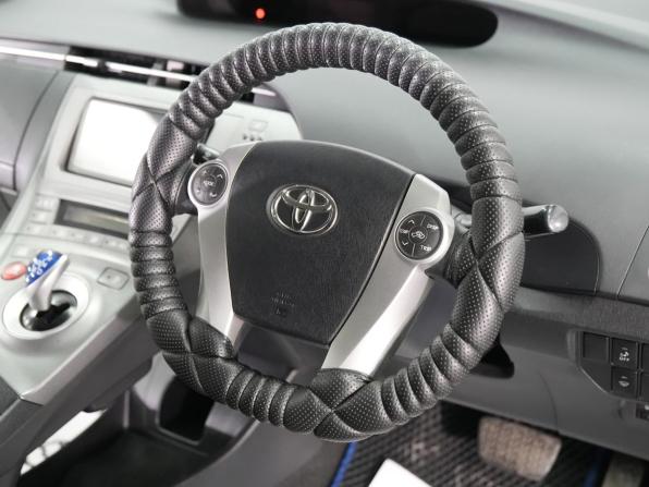 Toyota Prius III Рестайлинг (XW30) с пробегом 2014 года, цена 1 210 000 рублей, 199625 км, лифтбек, Автокод Объявления