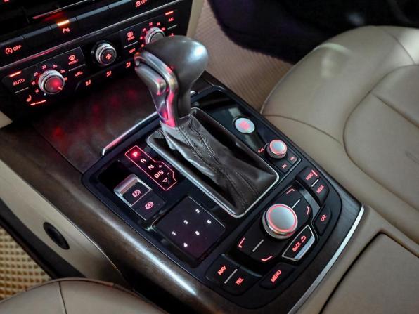 Audi A6 IV (C7) с пробегом 2013 года, цена 1 830 000 рублей, 190027 км, седан, Автокод Объявления