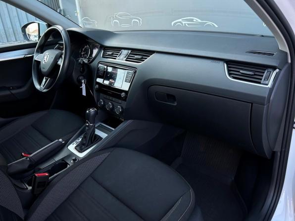 Skoda Octavia III (A7) Рестайлинг с пробегом 2020 года, цена 1 873 800 рублей, 48512 км, лифтбек, Автокод Объявления