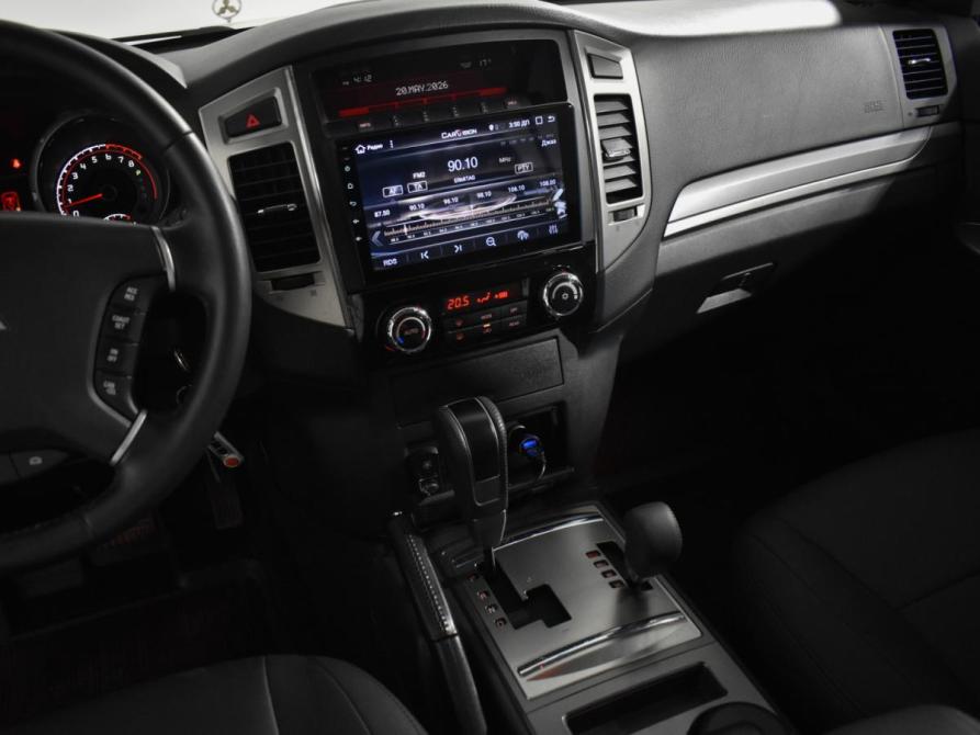 Mitsubishi Pajero IV Рестайлинг 2 Санкт-Петербург  - изображение 19