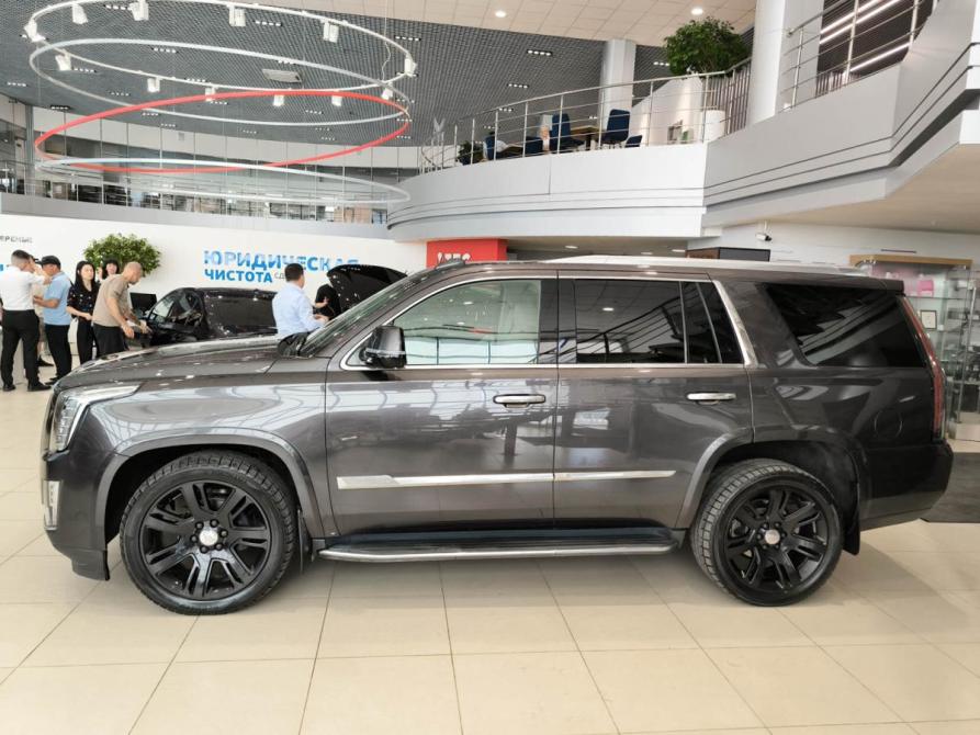 Cadillac Escalade IV Казань  - изображение 10