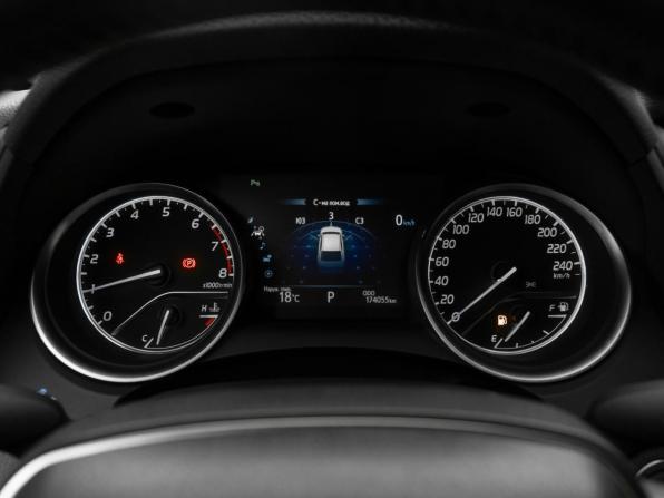 Toyota Camry VIII (XV70) с пробегом 2019 года, цена 2 590 000 рублей, 173921 км, седан, Автокод Объявления