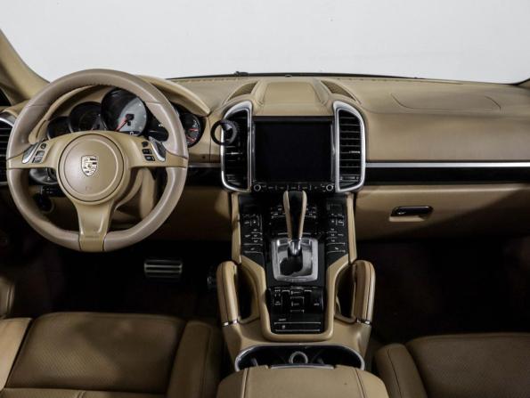 Porsche Cayenne II (958) с пробегом 2013 года, цена 2 861 100 рублей, 278065 км, внедорожник, Автокод Объявления
