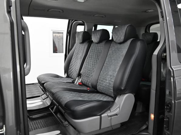 Hyundai H-1 II с пробегом 2012 года, цена 1 599 000 рублей, 157000 км, минивэн, Автокод Объявления