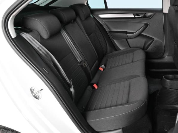 Skoda Rapid I Рестайлинг с пробегом 2019 года, цена 1 439 000 рублей, 113088 км, лифтбек, Автокод Объявления