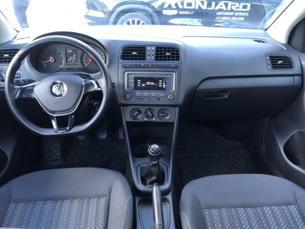 Volkswagen Polo V Рестайлинг с пробегом 2015 года, цена 856 500 рублей, 187141 км, седан, Автокод Объявления