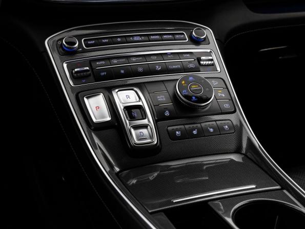 Hyundai Santa Fe IV Рестайлинг с пробегом 2021 года, цена 2 649 000 рублей, 201162 км, внедорожник, Автокод Объявления