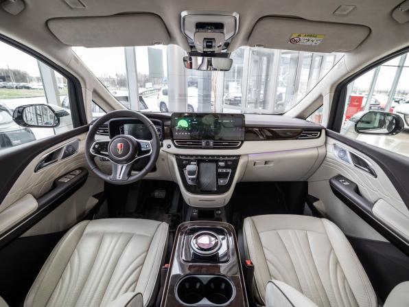 Hongqi HQ9 с пробегом 2025 года, цена 7 350 000 рублей, 9 км, минивэн, Автокод Объявления