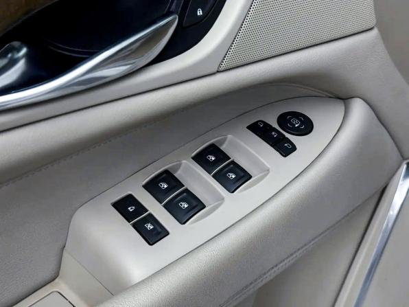 Cadillac Escalade IV с пробегом 2019 года, цена 5 399 000 рублей, 82441 км, внедорожник, Автокод Объявления