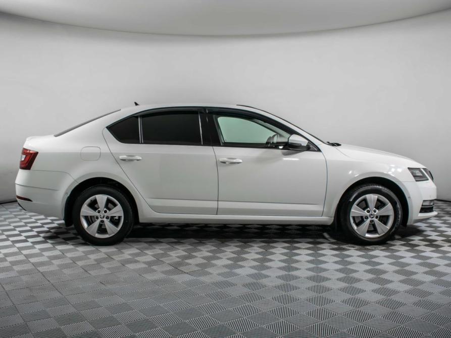 Skoda Octavia III (A7) Рестайлинг Москва  - изображение 4