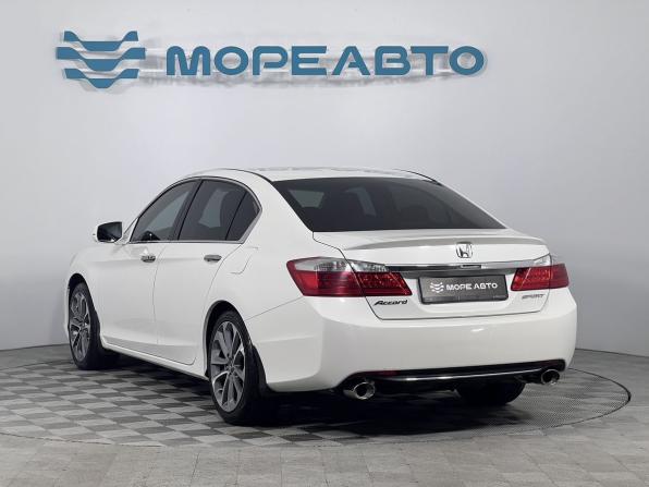 Honda Accord IX с пробегом 2013 года, цена 1 399 000 рублей, 341000 км, седан, Автокод Объявления