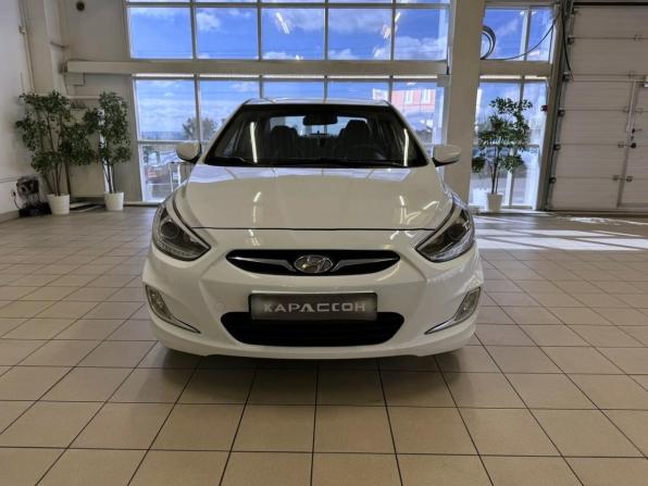 Hyundai Solaris I с пробегом 2014 года, цена 950 000 рублей, 218455 км, седан, Автокод Объявления