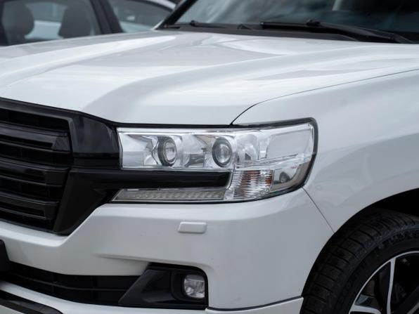 Toyota Land Cruiser 200 Series Рестайлинг 2 с пробегом 2017 года, цена 5 800 000 рублей, 197309 км, внедорожник, Автокод Объявления
