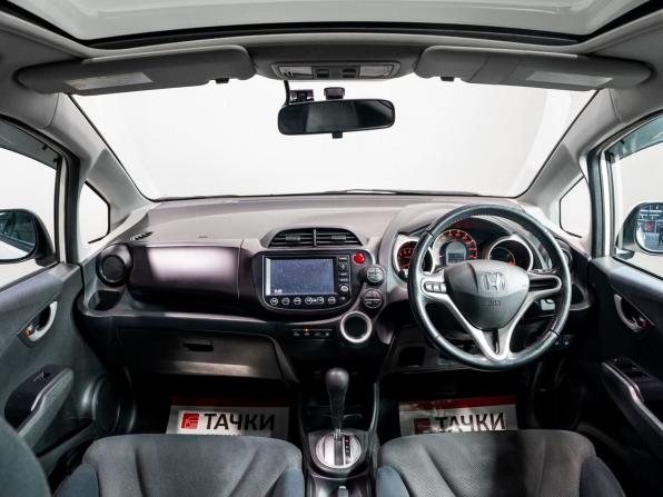 Honda Fit II с пробегом 2008 года, цена 950 000 рублей, 96750 км, хэтчбек, Автокод Объявления