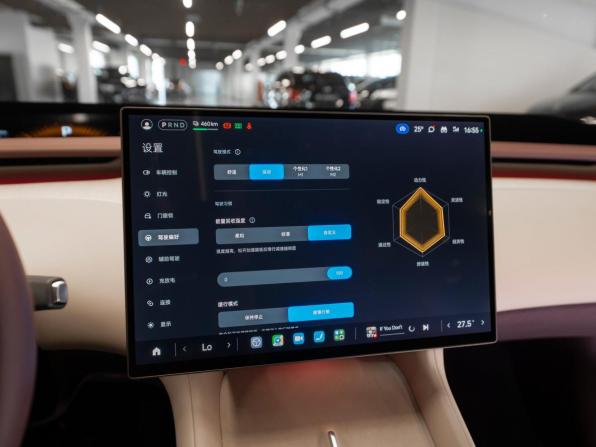 Xiaomi YU7 с пробегом 2025 года, цена 8 400 000 рублей, 55 км, внедорожник, Автокод Объявления