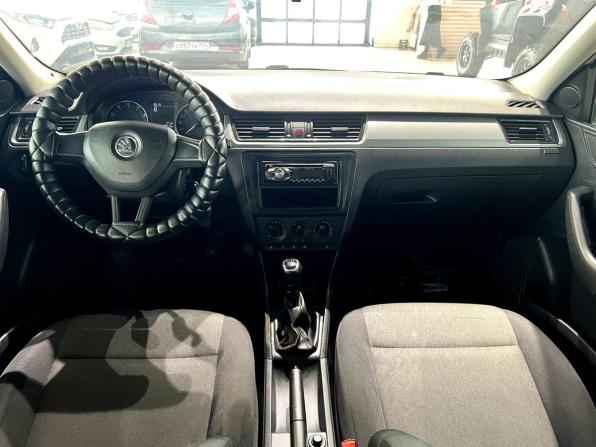 Skoda Rapid I с пробегом 2016 года, цена 1 000 000 рублей, 140000 км, лифтбек, Автокод Объявления