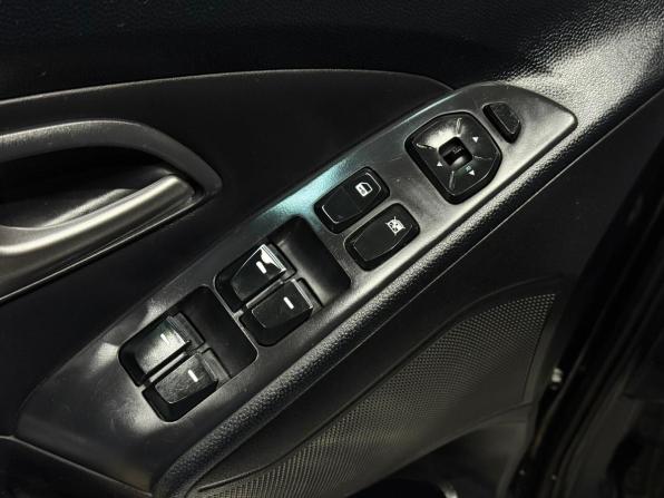 Hyundai ix35 I с пробегом 2011 года, цена 1 100 000 рублей, 237277 км, внедорожник, Автокод Объявления