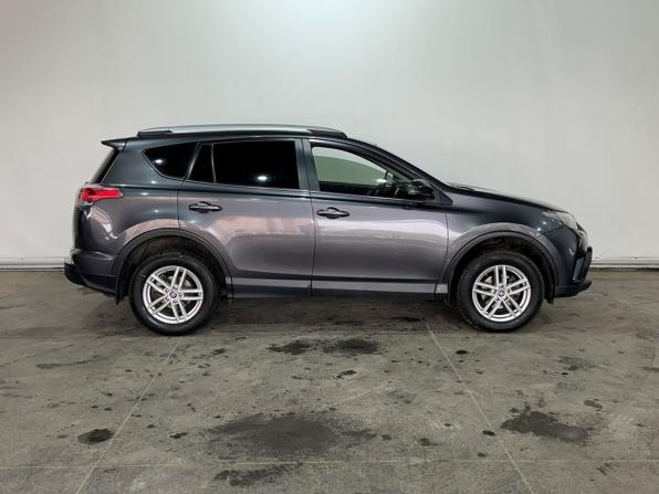 Toyota RAV4 IV (XA40) Рестайлинг с пробегом 2016 года, цена 2 100 000 рублей, 98004 км, внедорожник, Автокод Объявления
