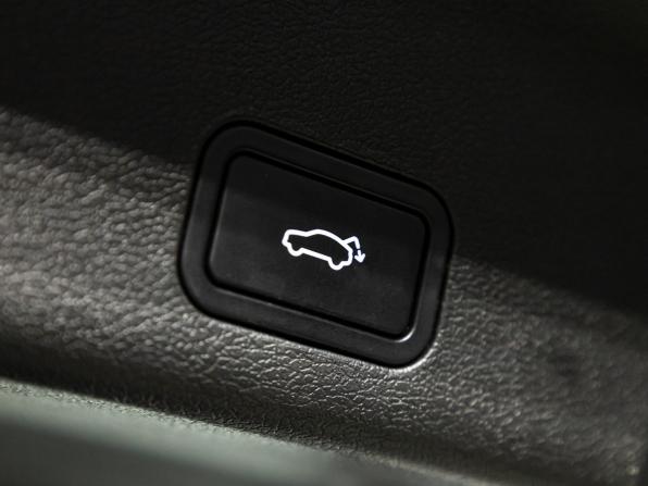 Geely Atlas Pro с пробегом 2022 года, цена 1 799 700 рублей, 83402 км, внедорожник, Автокод Объявления
