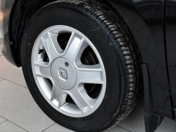 Renault Logan II с пробегом 2014 года, цена 690 000 рублей, 129575 км, седан, Автокод Объявления