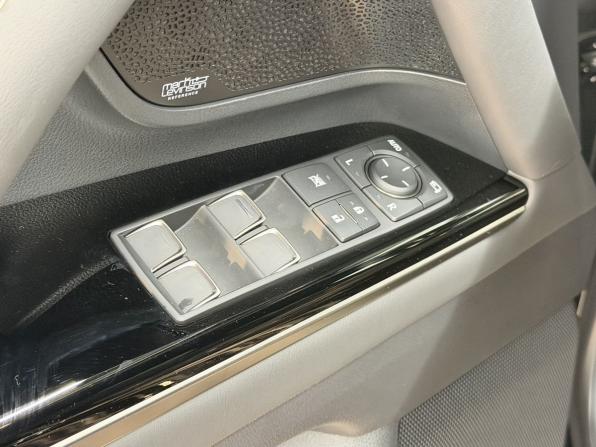 Lexus LX IV с пробегом 2022 года, цена 17 300 000 рублей, 50 км, внедорожник, Автокод Объявления