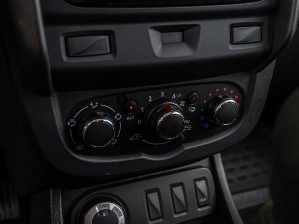 Renault Duster I Рестайлинг с пробегом 2016 года, цена 1 050 000 рублей, 273048 км, внедорожник, Автокод Объявления