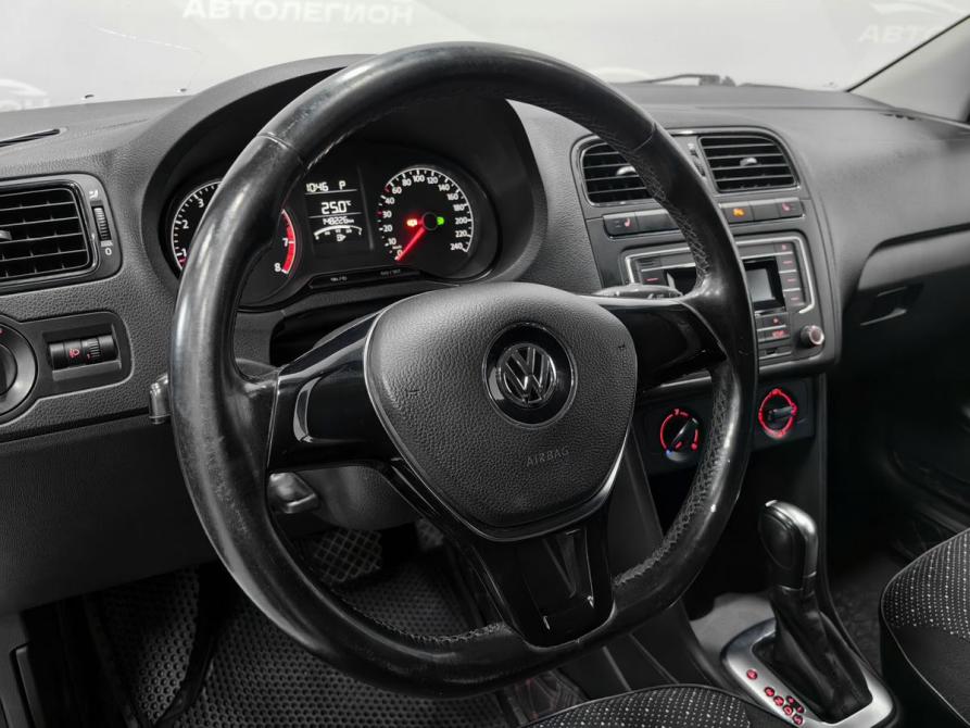 Volkswagen Polo V Рестайлинг Новосибирск  - изображение 11