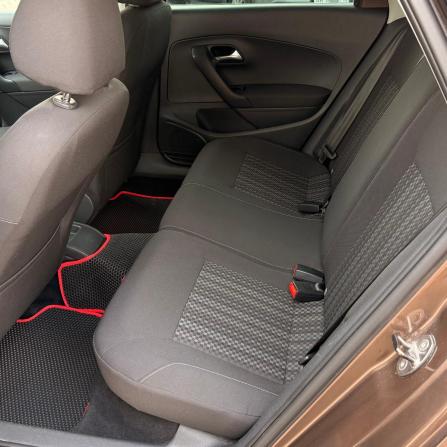 Volkswagen Polo V Рестайлинг с пробегом 2018 года, цена 1 099 000 рублей, 175526 км, седан, Автокод Объявления