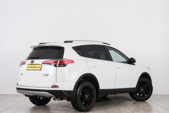 Toyota RAV4 IV (XA40) Рестайлинг с пробегом 2017 года, цена 3 189 000 рублей, 113500 км, внедорожник, Автокод Объявления